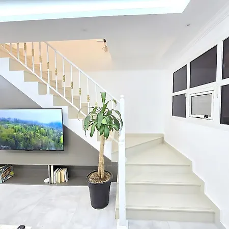 Lux Khibeesi Moods 3Br Villa Al Ain Exterior photo