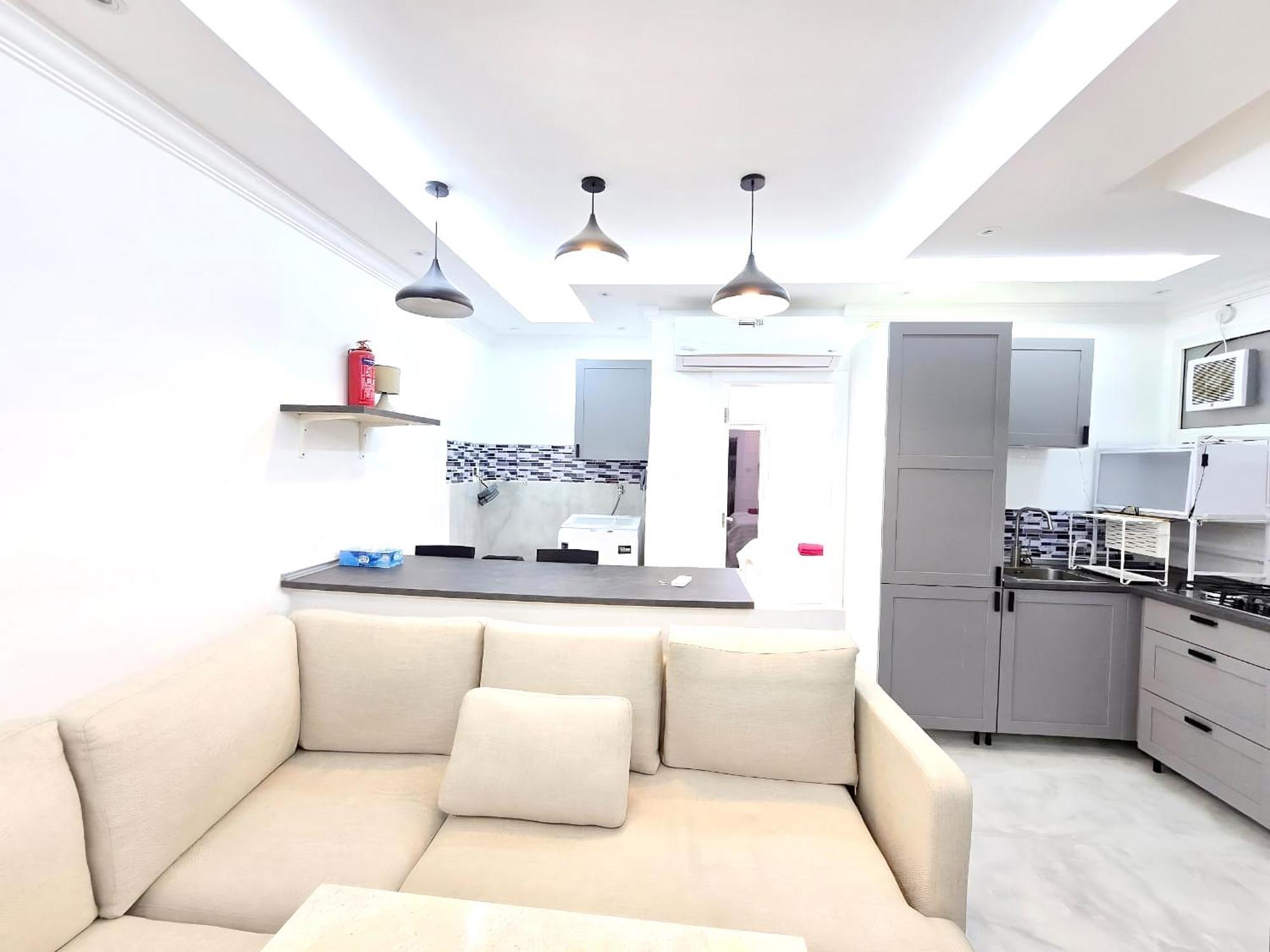 Lux Khibeesi Moods 3br